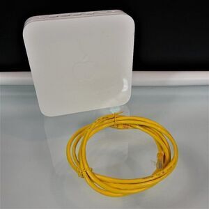 Apple Airport Extreme Base Station Router A1354